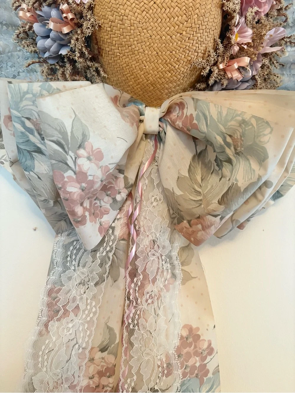 Vintage Cottagecore Handmade Straw Bonnet Wall Hanging Decor